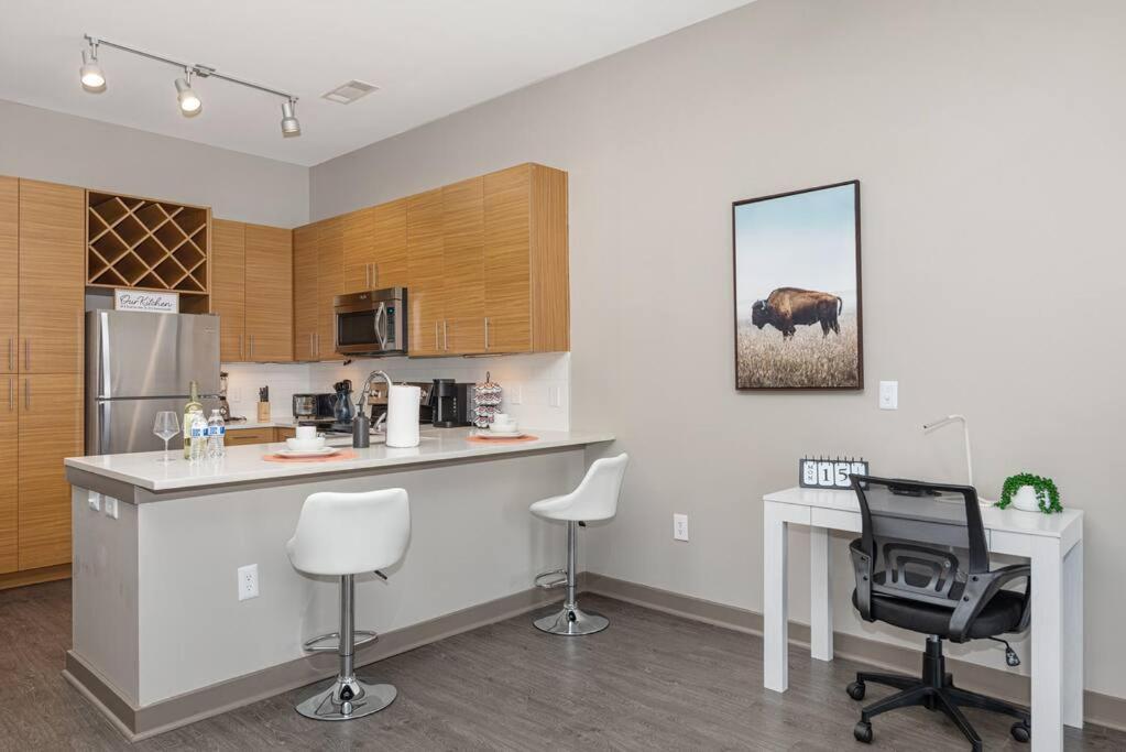 Chic Uptown Unit With Gym, Pool Apartamento Charlotte Exterior foto