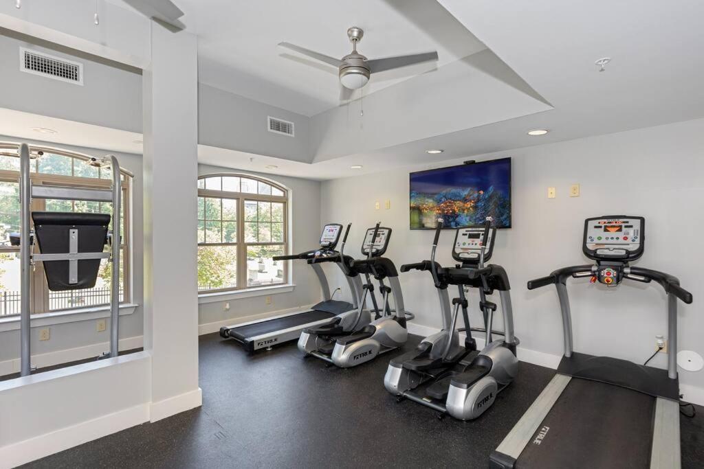 Chic Uptown Unit With Gym, Pool Apartamento Charlotte Exterior foto