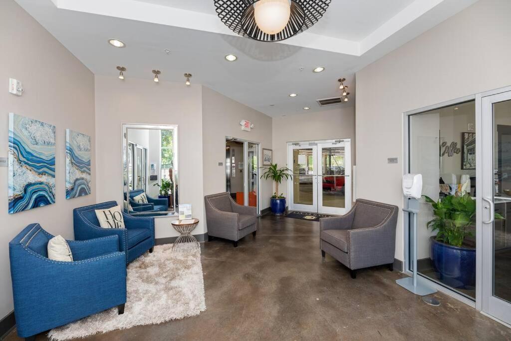 Chic Uptown Unit With Gym, Pool Apartamento Charlotte Exterior foto